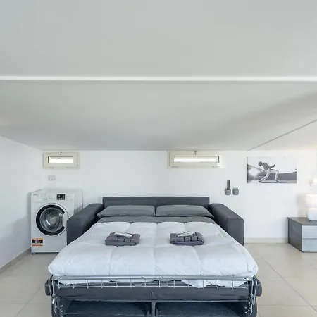 Appartement Loft 150m Dal Mare Con Terrazza Piu Vista Mare E Monti